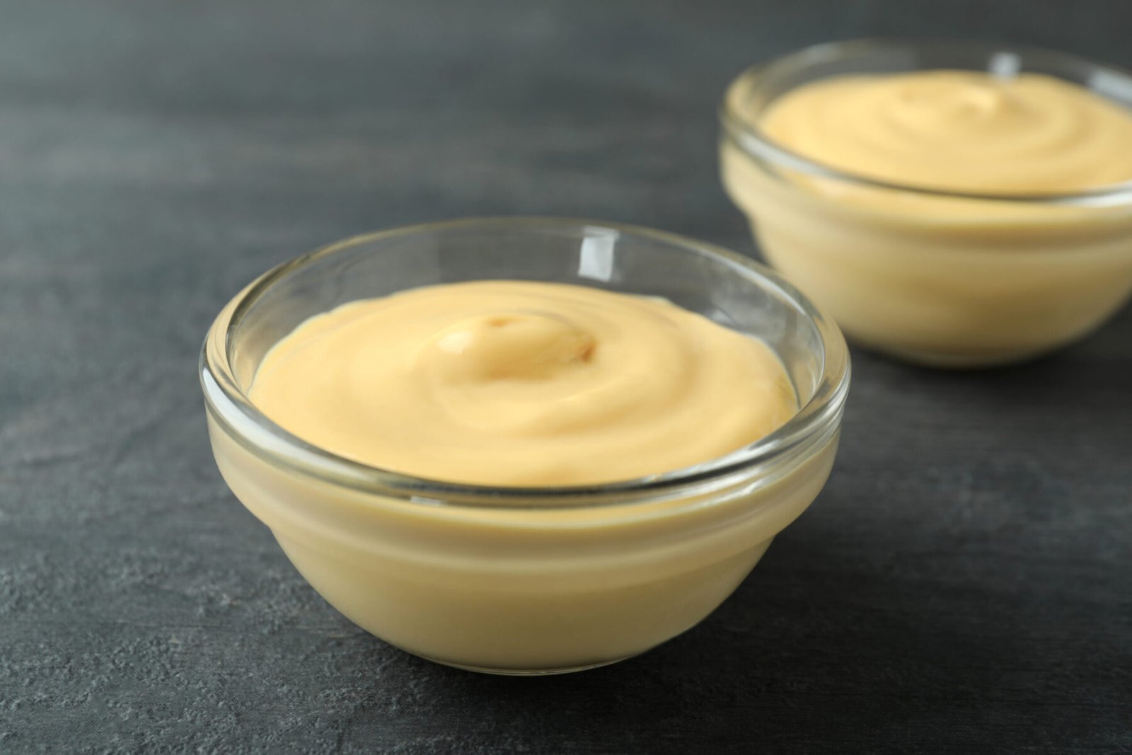 crema diplomática